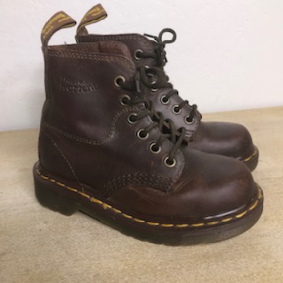 dr martens classic